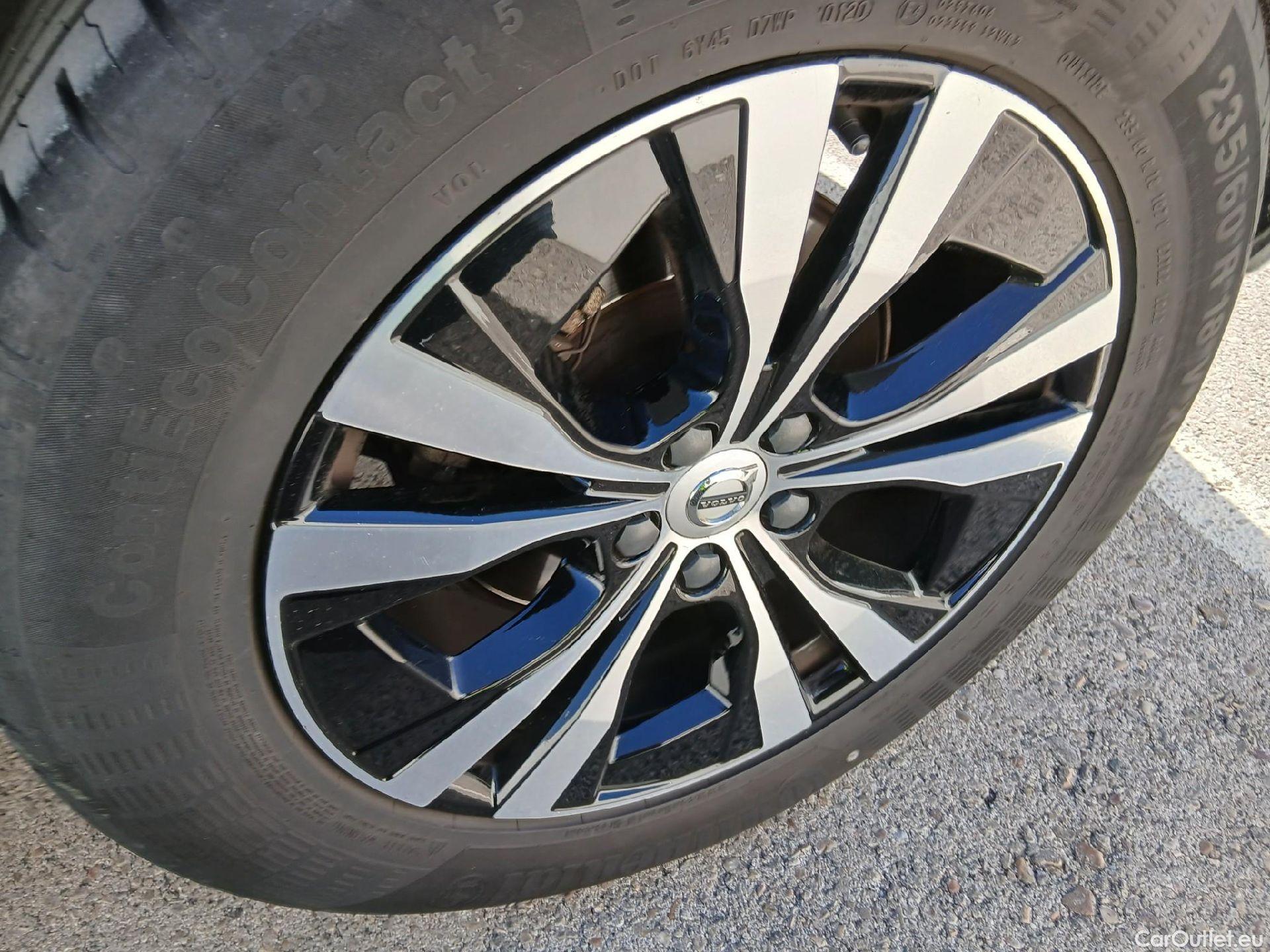 Volvo  XC60 VOLVO  / 2017 / 5P / todoterreno 2.0 D4 Business Plus Auto #18