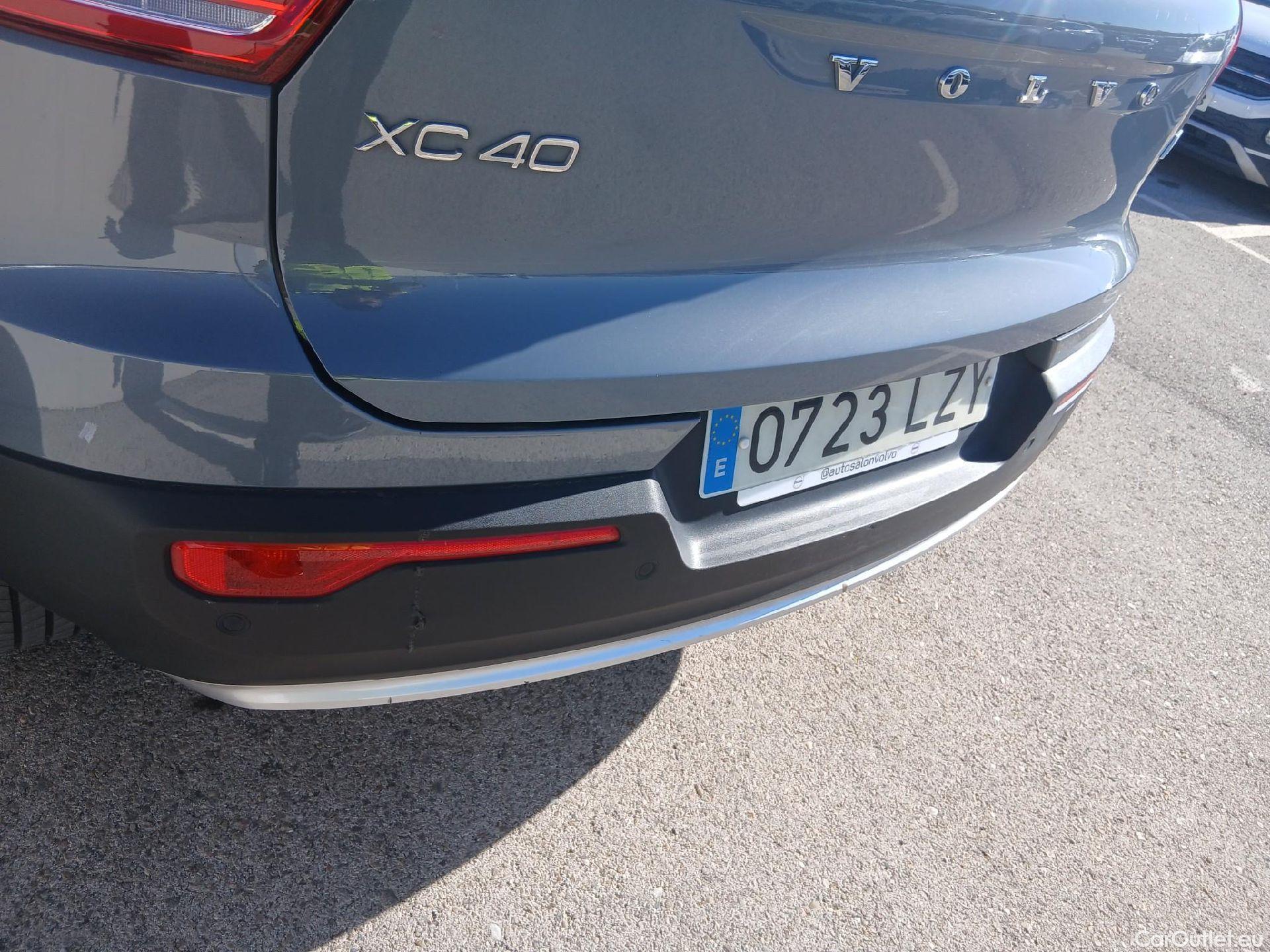  Volvo  XC 40 VOLVO XC40 / 2021 / 5P / todoterreno 1.5 T4 Recharge PHEV Essential Auto #37