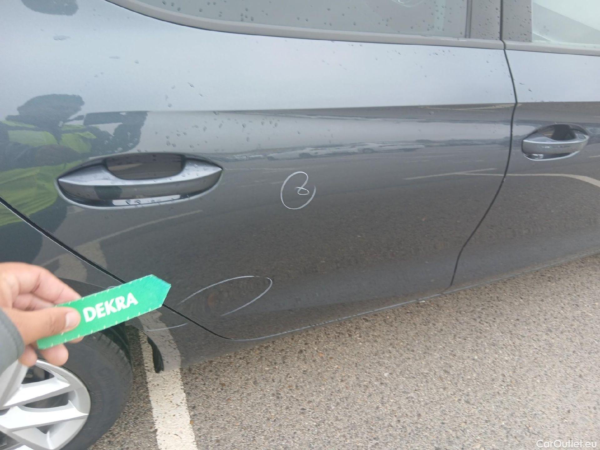  Land Rover  Discovery SEAT Nuevo León / 2020 / 5P / berlina con portón 2.0 TDI 85kW S&S Style Go(SP) #30