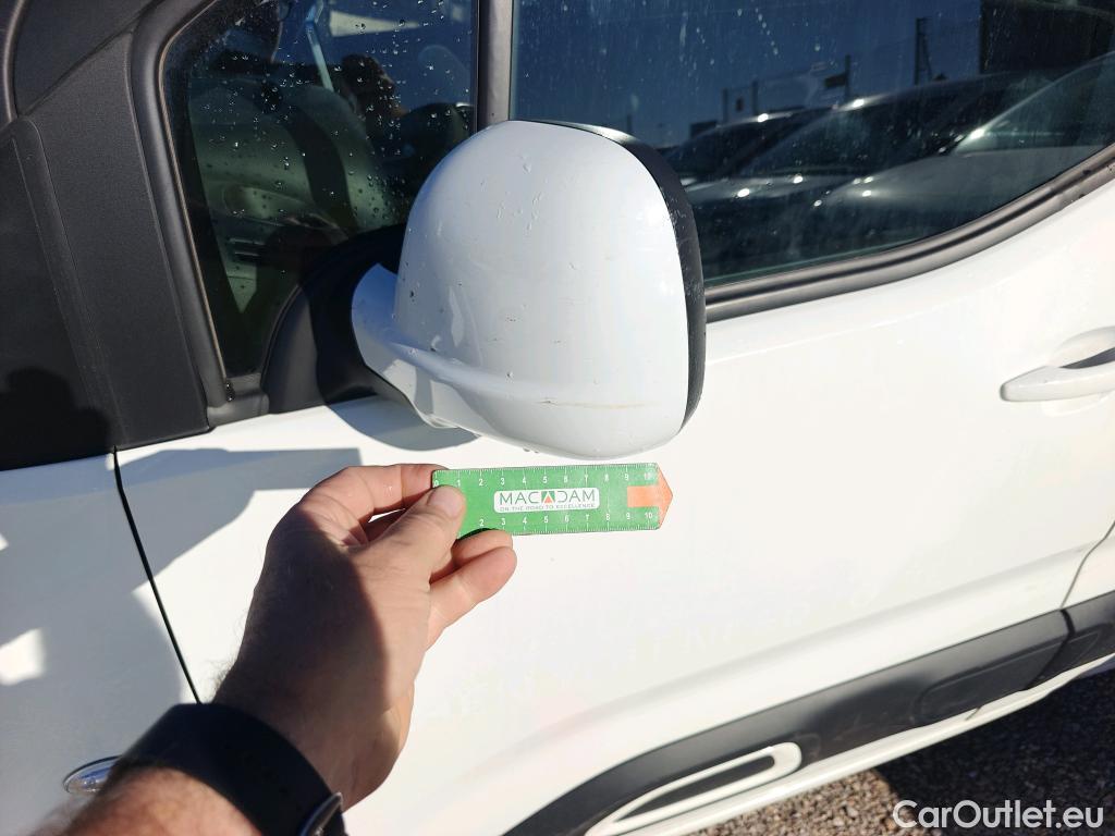 Citroen  Berlingo CITROEN  / 2018 / 5P / monovolumen compacto Talla M BlueHDi 100 S&S FEEL #35