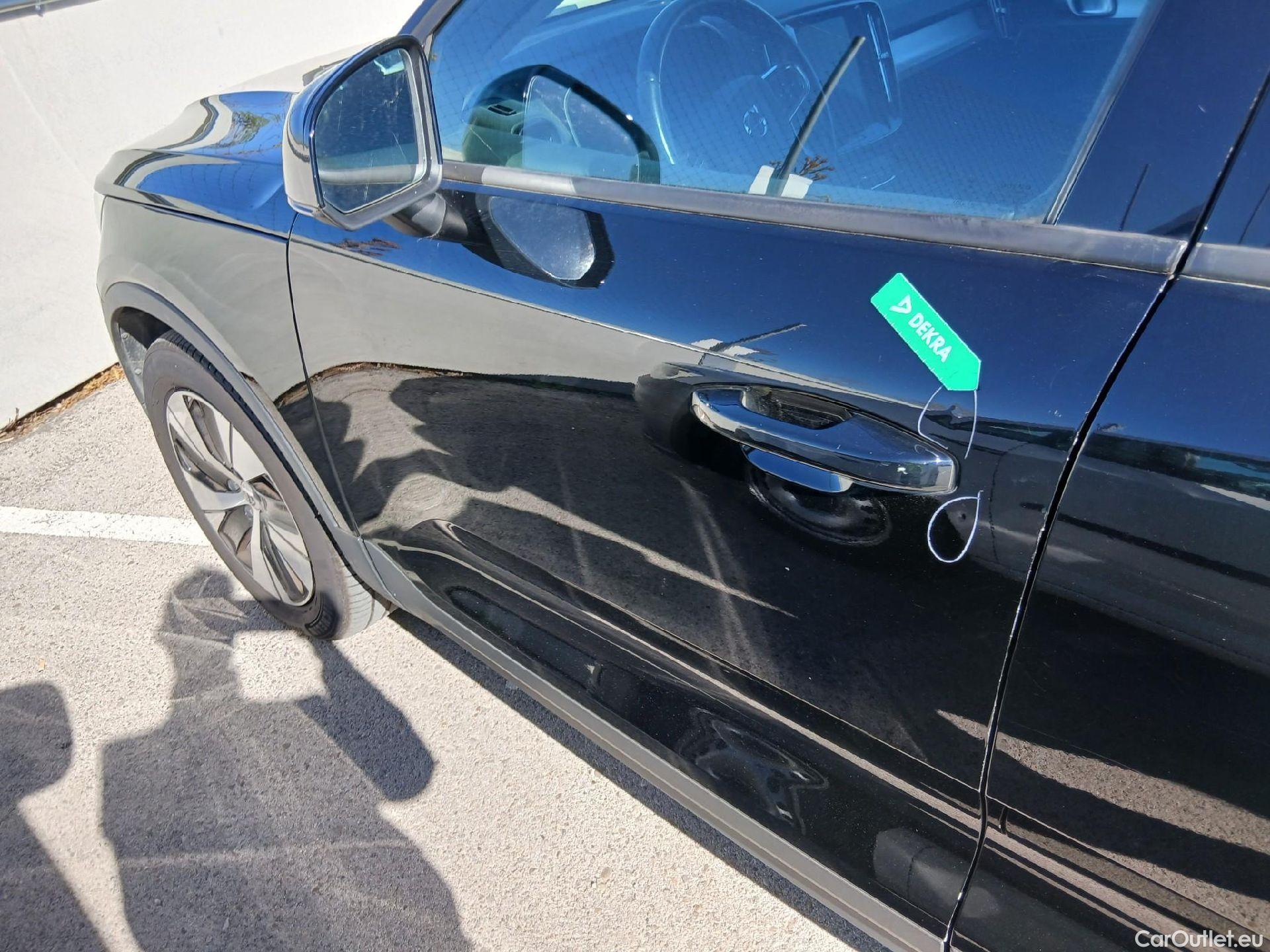  Volvo  XC 40 VOLVO XC40 / 2017 / 5P / todoterreno 2.0 D3 Business Plus Auto #14