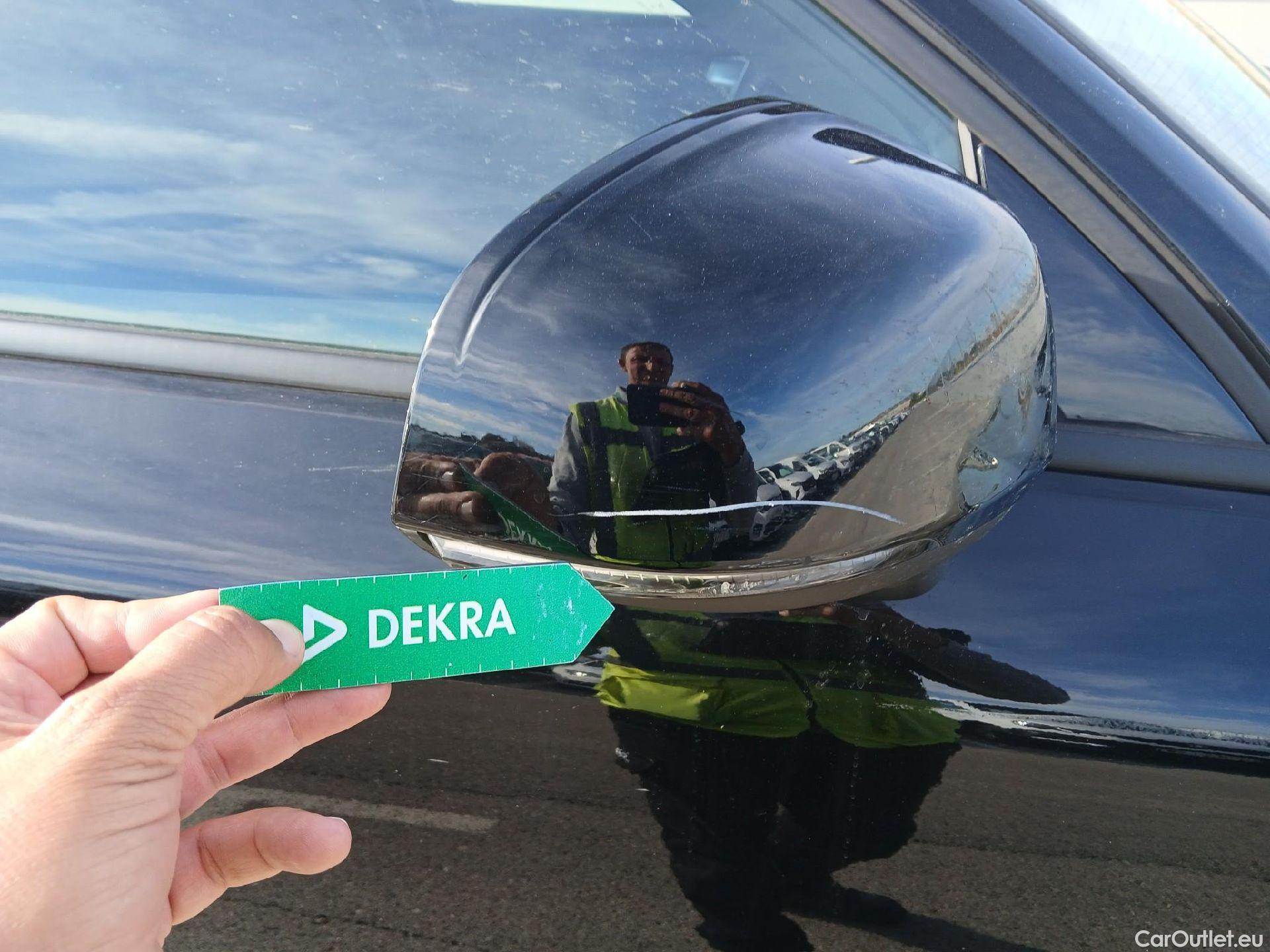  Volvo  XC 40 VOLVO XC40 / 2017 / 5P / todoterreno 1.5 T2 Momentum Core #40