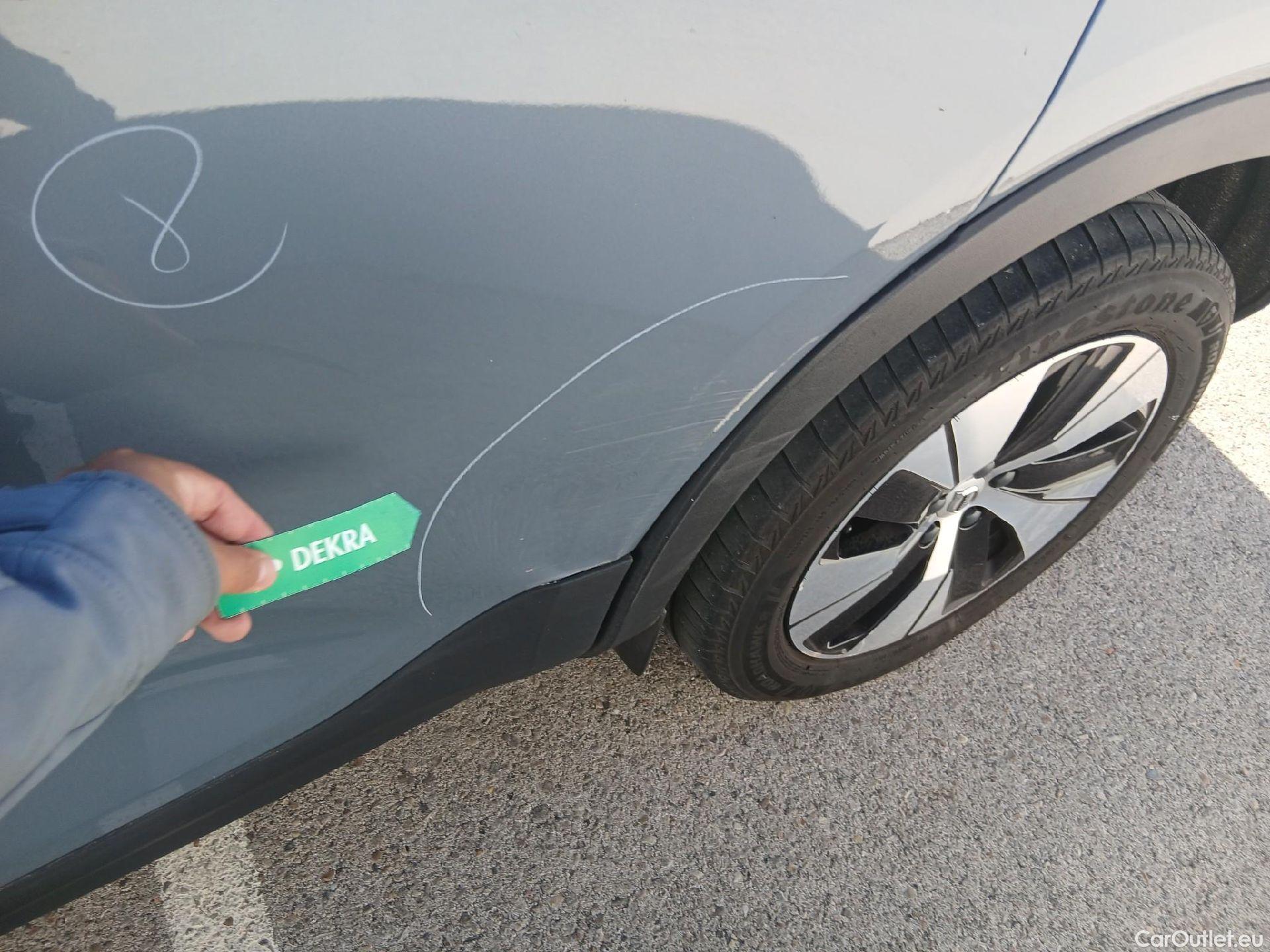  Volvo  XC 40 VOLVO XC40 / 2021 / 5P / todoterreno 1.5 T4 Recharge PHEV Essential Auto #30