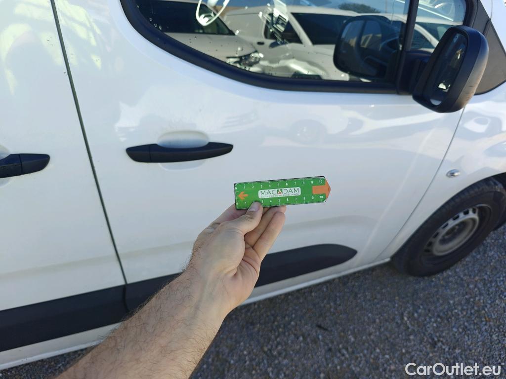 Citroen  Berlingo CITROEN  / 2018 / 3P / furgón derivado de turismo Talla M BlueHDi 100 CONTROL #45