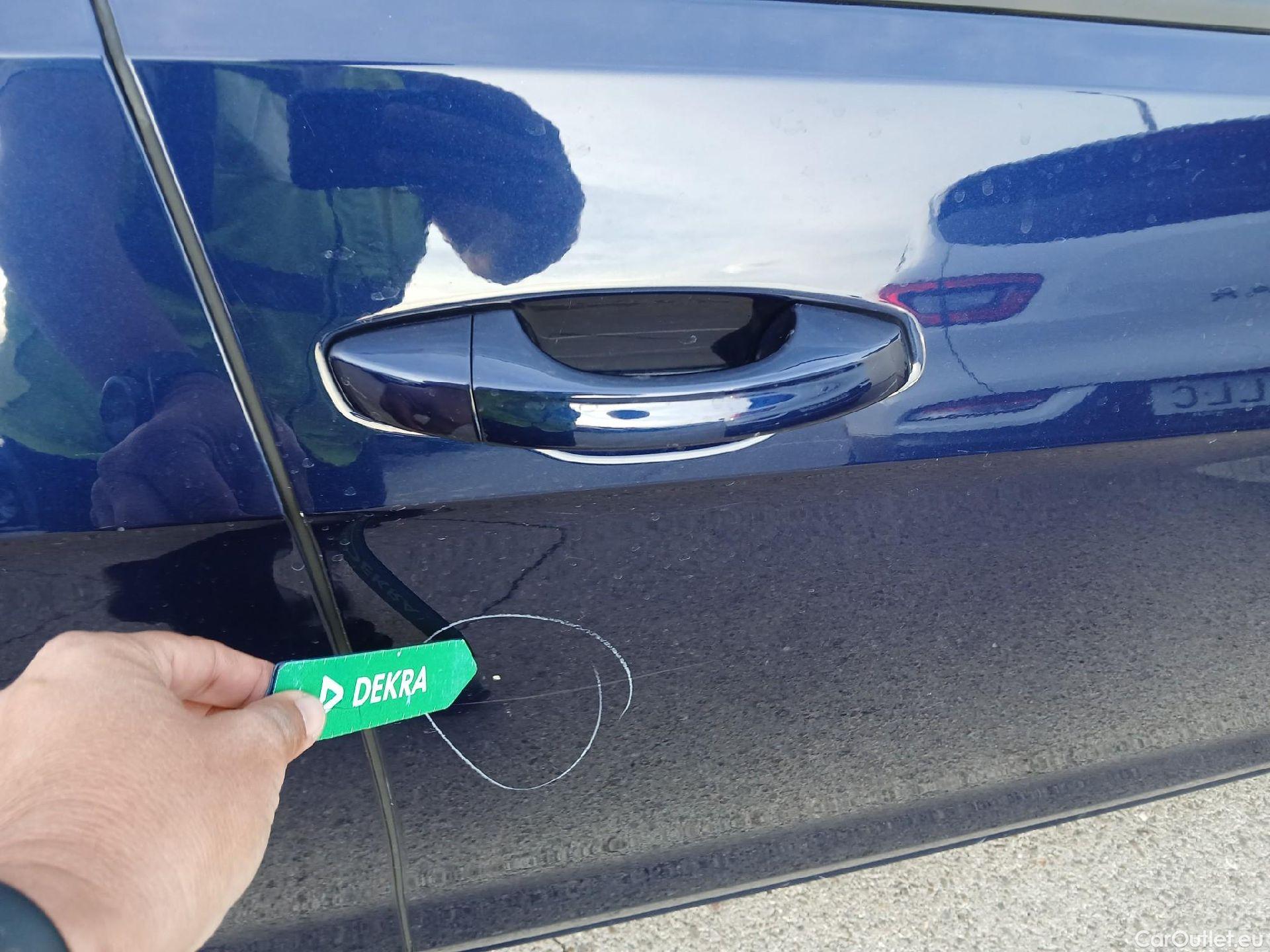  Volkswagen  Golf  VOLKSWAGEN / 2016 / 5P / familiar Last Edition 1.5 TSI 96kW(130CV) Variant #19