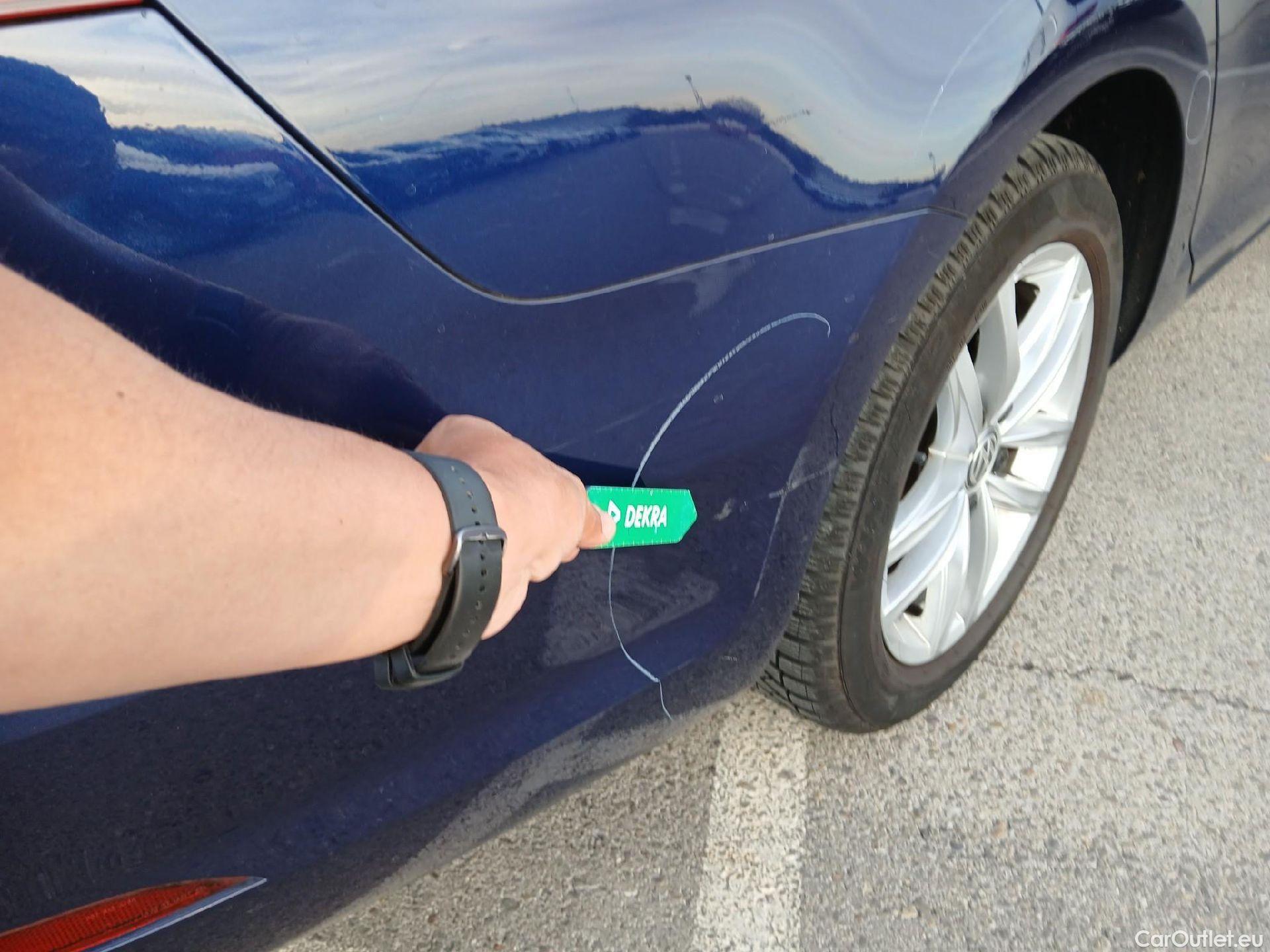  Volkswagen  Golf  VOLKSWAGEN / 2016 / 5P / familiar Last Edition 1.5 TSI 96kW(130CV) Variant #14