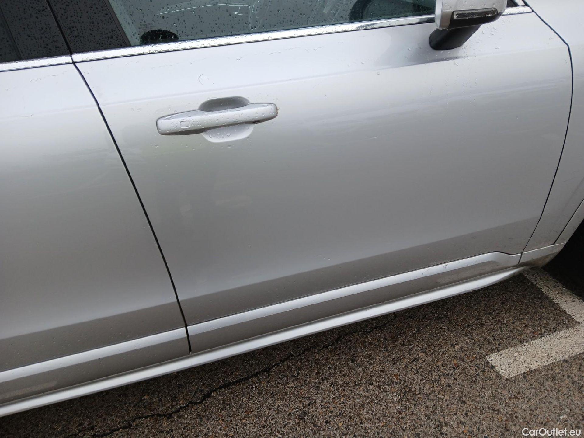 Volvo  XC90 VOLVO  / 2019 / 5P / todoterreno 2.0 B5 D AWD Momentum Pro Auto #36