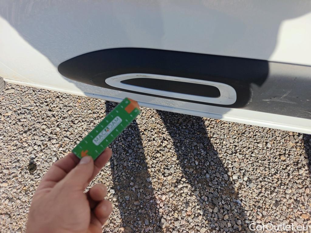 Citroen  Berlingo CITROEN  / 2018 / 5P / monovolumen compacto Talla M BlueHDi 100 S&S FEEL #30