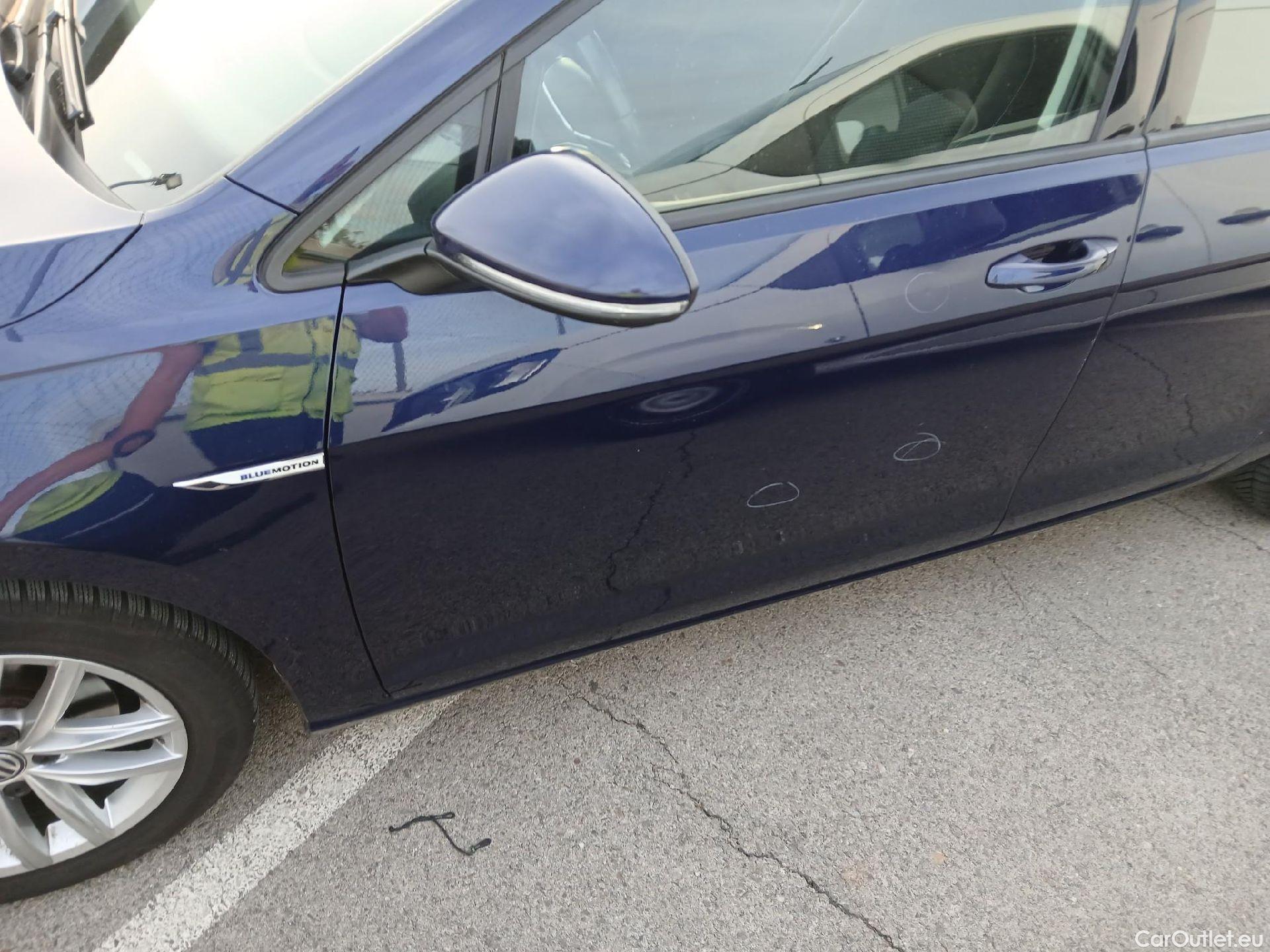  Volkswagen  Golf  VOLKSWAGEN / 2016 / 5P / familiar Last Edition 1.5 TSI 96kW(130CV) Variant #11