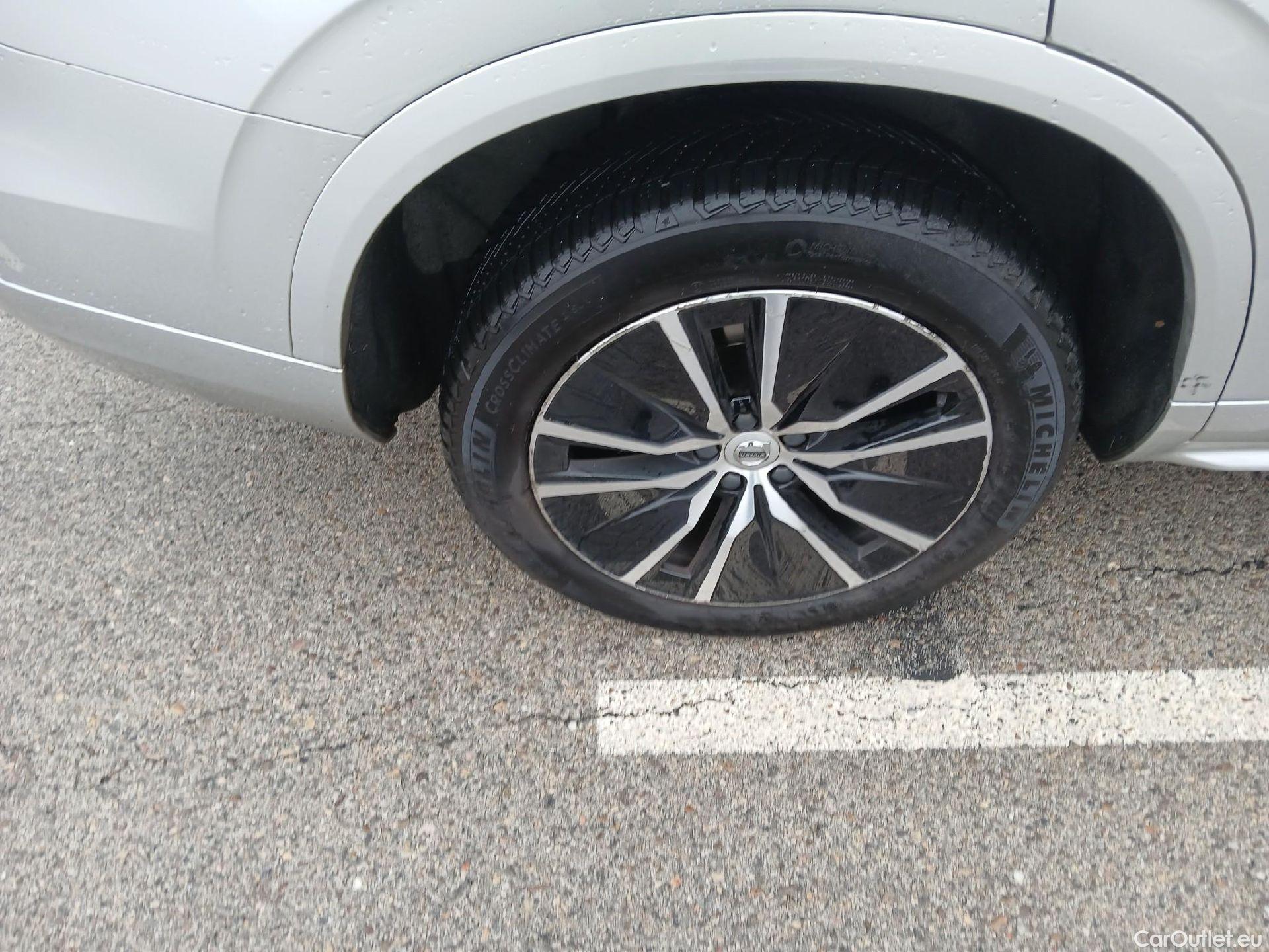 Volvo  XC90 VOLVO  / 2019 / 5P / todoterreno 2.0 B5 D AWD Momentum Pro Auto #12