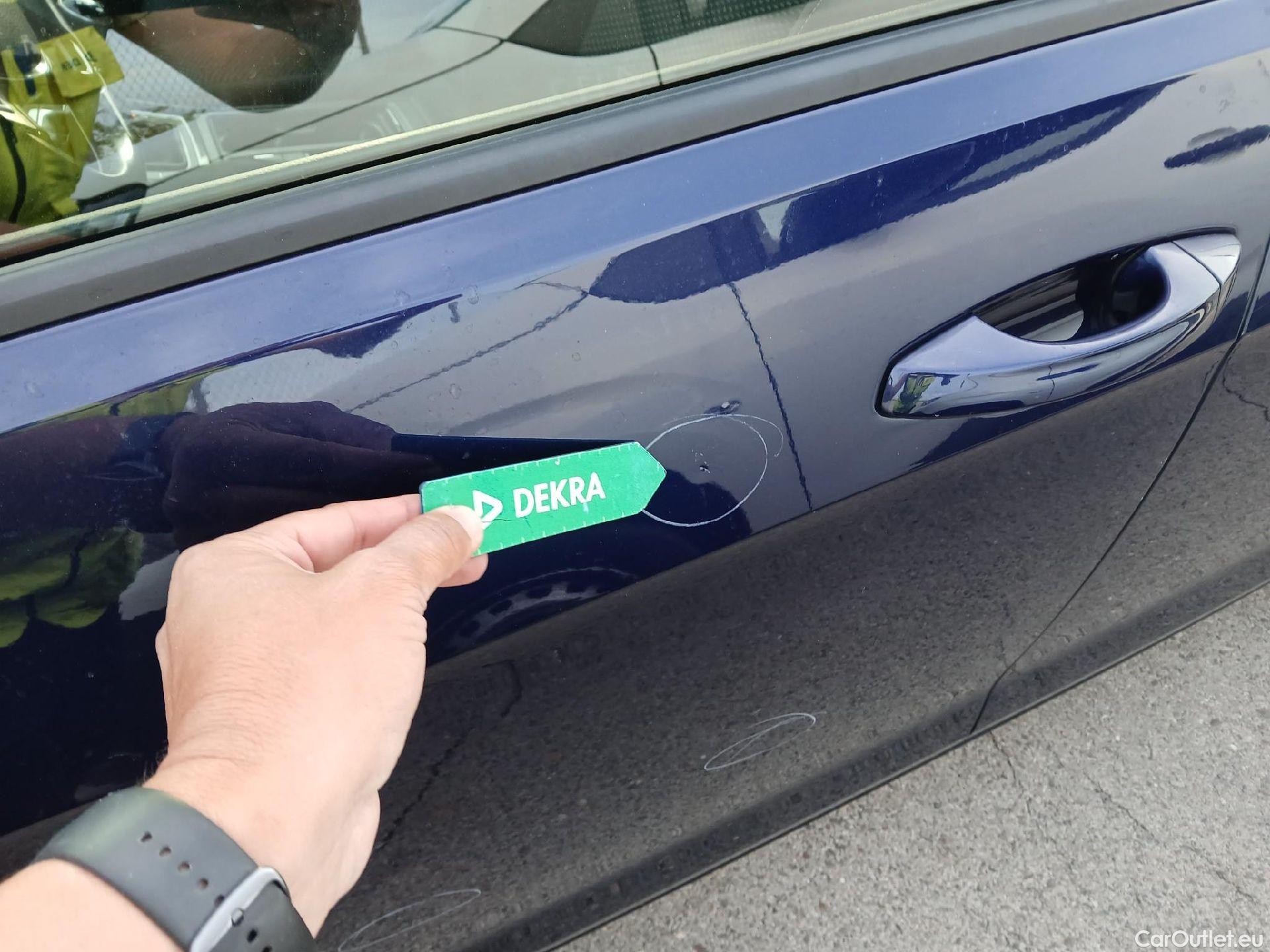  Volkswagen  Golf  VOLKSWAGEN / 2016 / 5P / familiar Last Edition 1.5 TSI 96kW(130CV) Variant #12