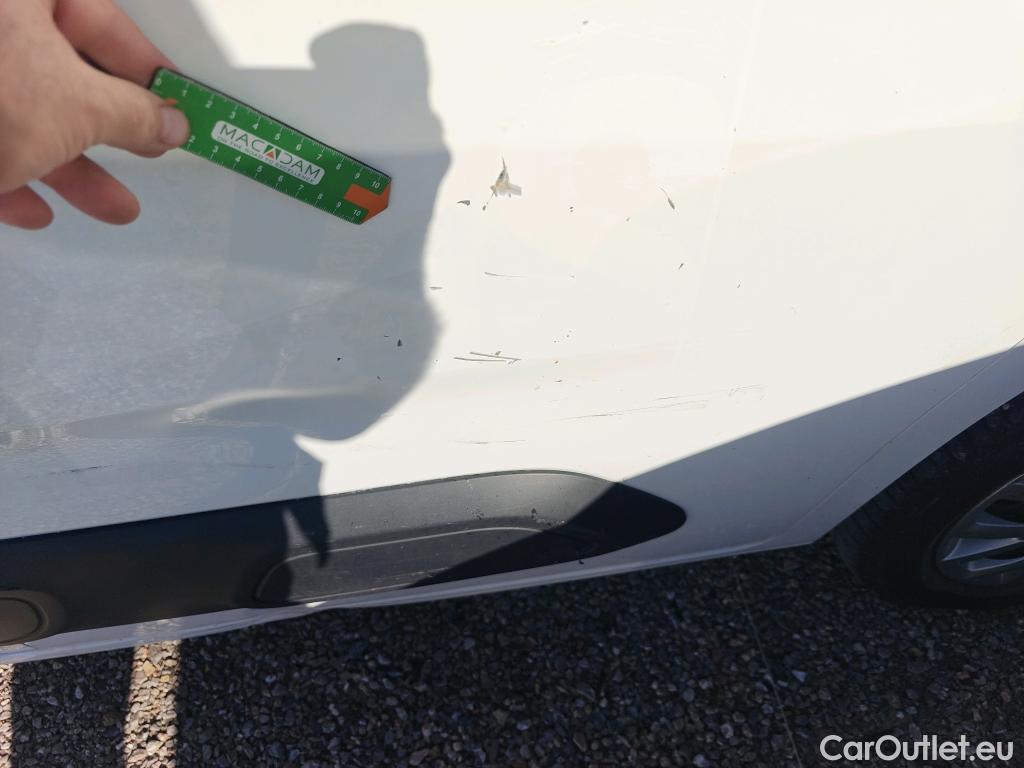 Citroen  Berlingo CITROEN  / 2018 / 5P / monovolumen compacto Talla M BlueHDi 100 S&S FEEL #7