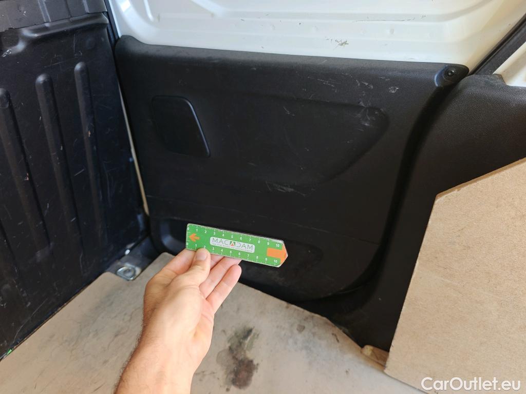 Citroen  Berlingo CITROEN  / 2018 / 3P / furgón derivado de turismo Talla M BlueHDi 100 CONTROL #11