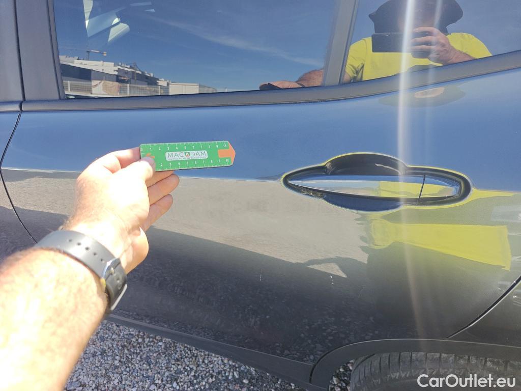  Bmw  X2 BMW  / 2017 / 5P / todoterreno sDrive18d (AC) #20