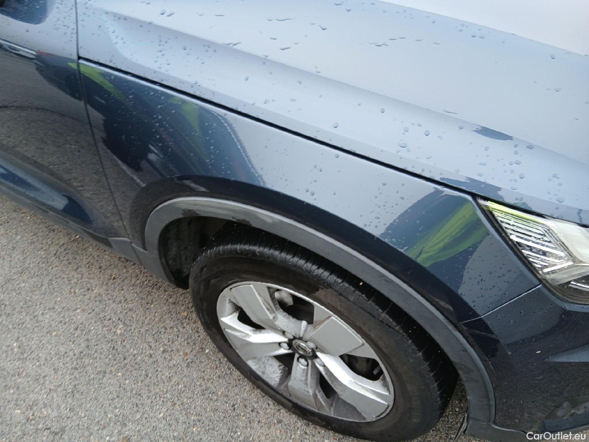  Volvo  XC 40 VOLVO XC40 / 2017 / 5P / todoterreno 2.0 D3 Momentum Pro Auto #27