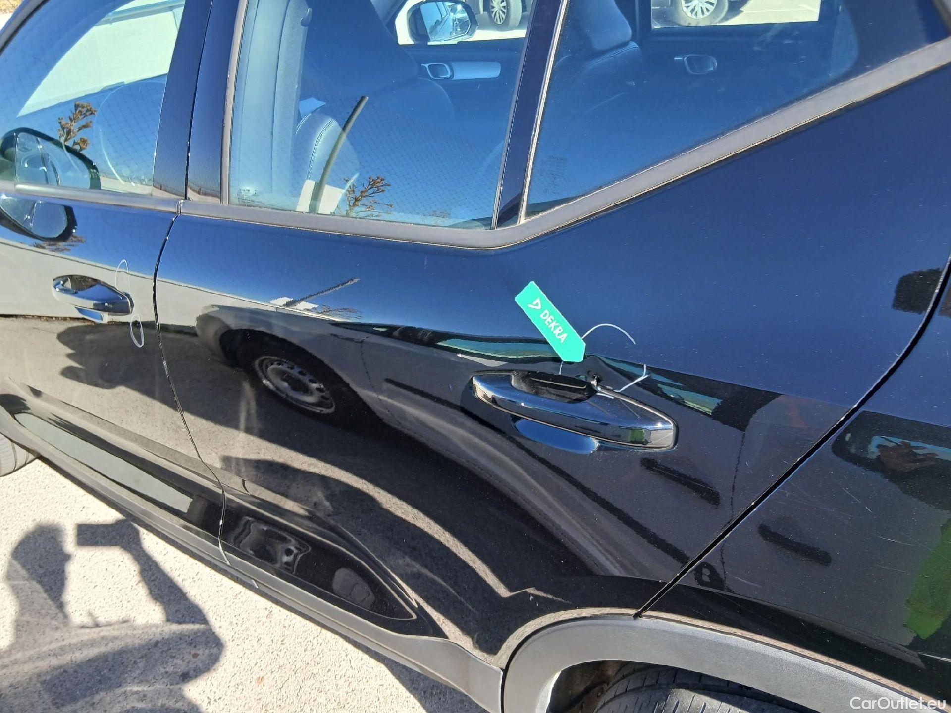  Volvo  XC 40 VOLVO XC40 / 2017 / 5P / todoterreno 2.0 D3 Business Plus Auto #17