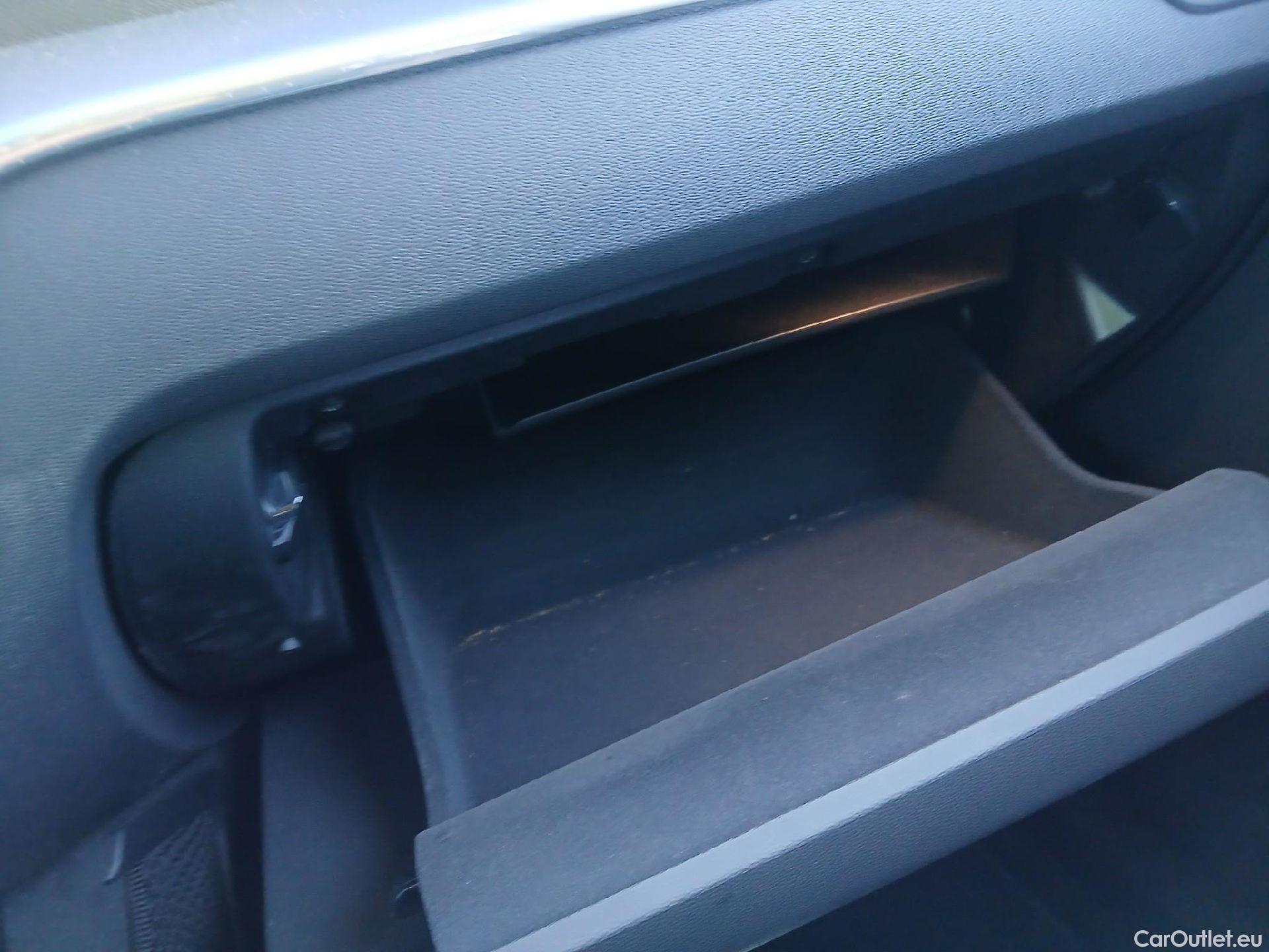 Volvo  XC60 VOLVO  / 2017 / 5P / todoterreno 2.0 D4 Business Plus Auto #1