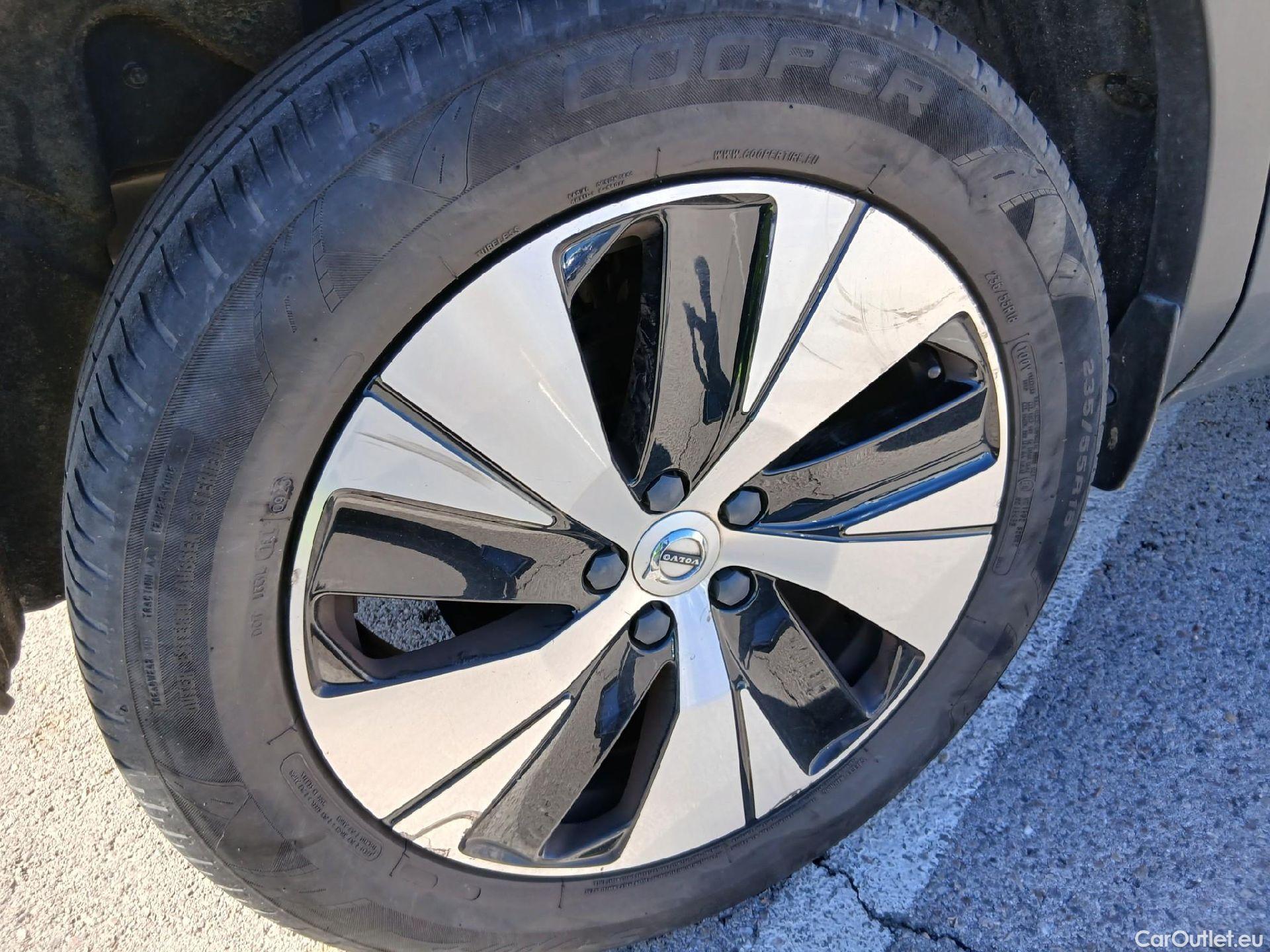  Volvo  XC 40 VOLVO XC40 / 2017 / 5P / todoterreno 2.0 D3 Business Plus Auto #29