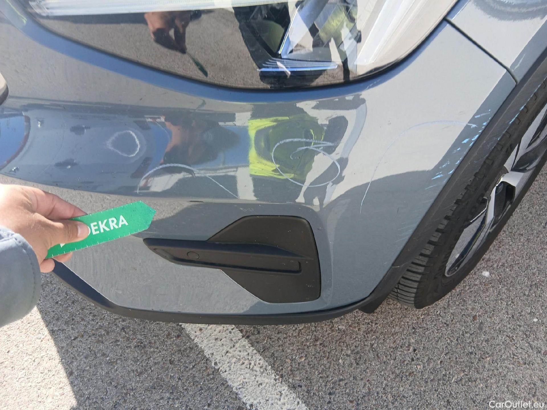  Volvo  XC 40 VOLVO XC40 / 2021 / 5P / todoterreno 1.5 T4 Recharge PHEV Essential Auto #11