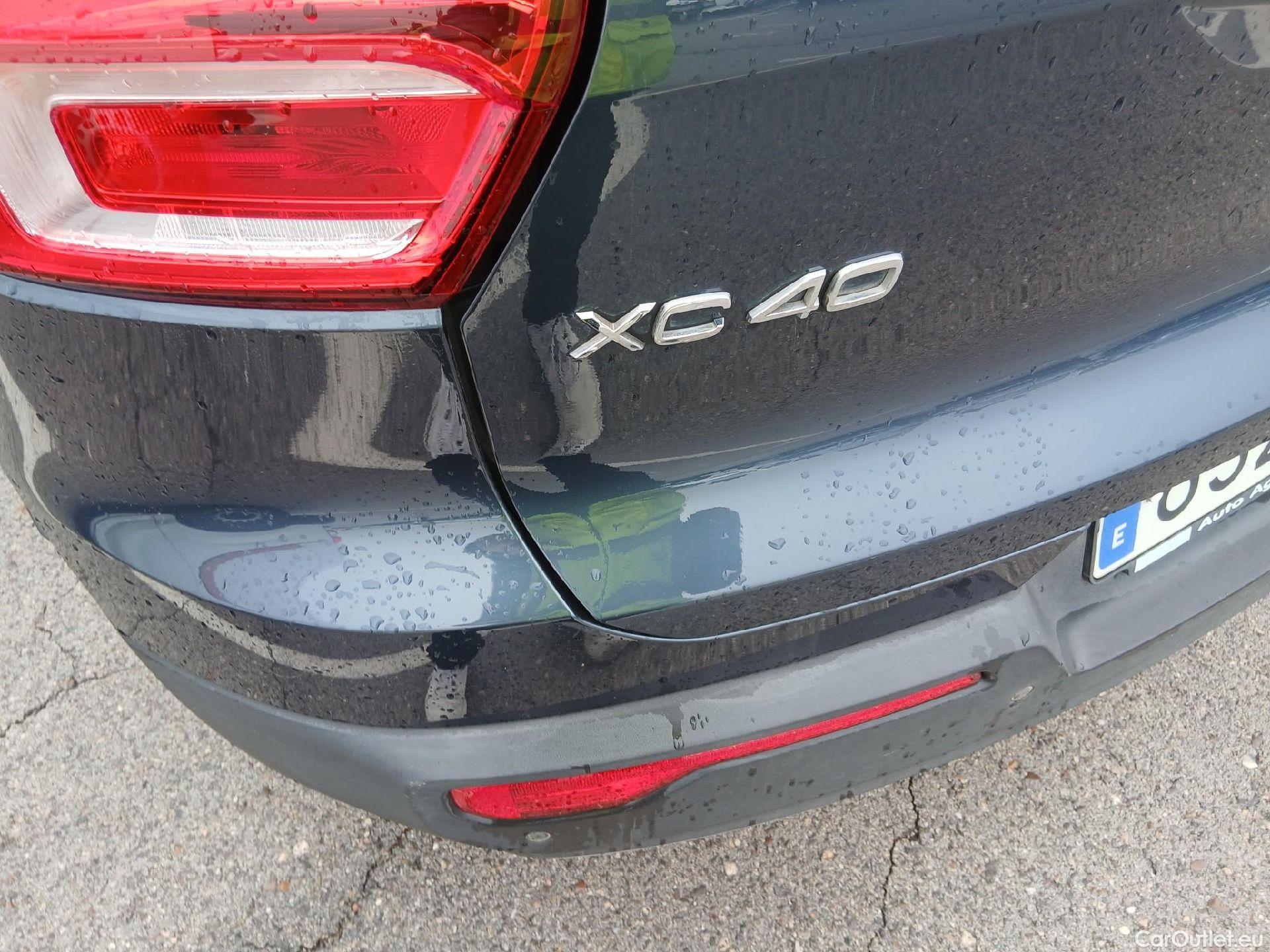  Volvo  XC 40 VOLVO XC40 / 2017 / 5P / todoterreno 2.0 D3 Momentum Pro Auto #14