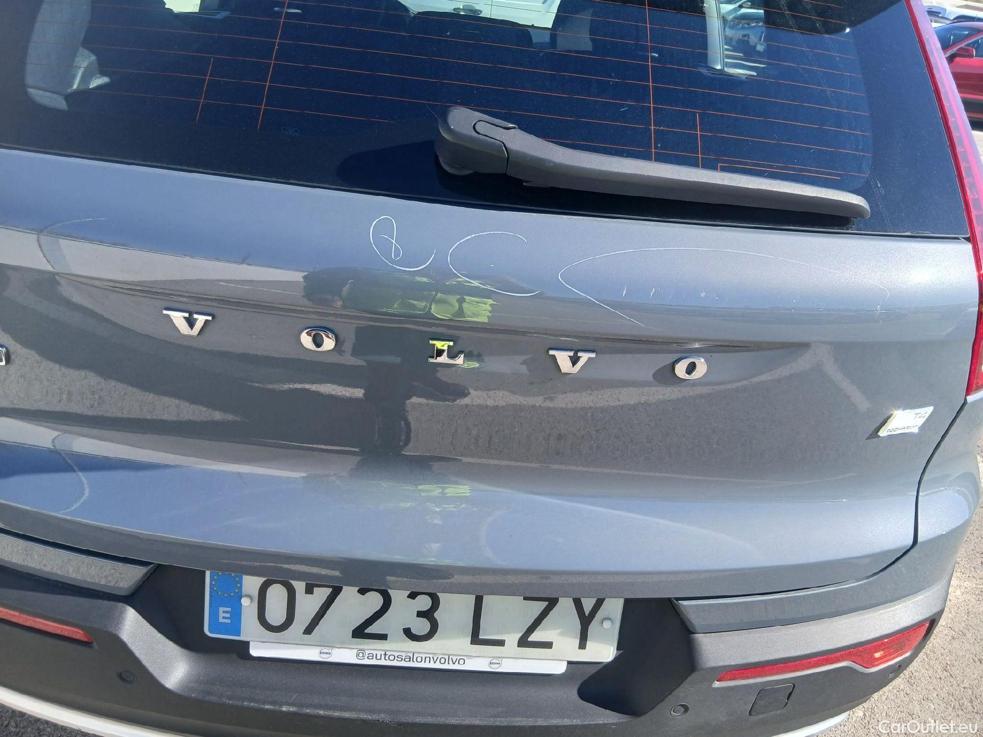  Volvo  XC 40 VOLVO XC40 / 2021 / 5P / todoterreno 1.5 T4 Recharge PHEV Essential Auto #40