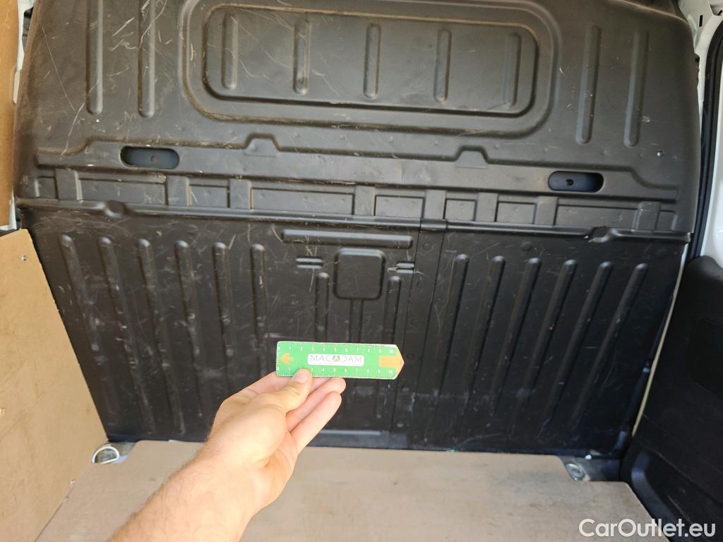 Citroen  Berlingo CITROEN  / 2018 / 3P / furgón derivado de turismo Talla M BlueHDi 100 CONTROL #43