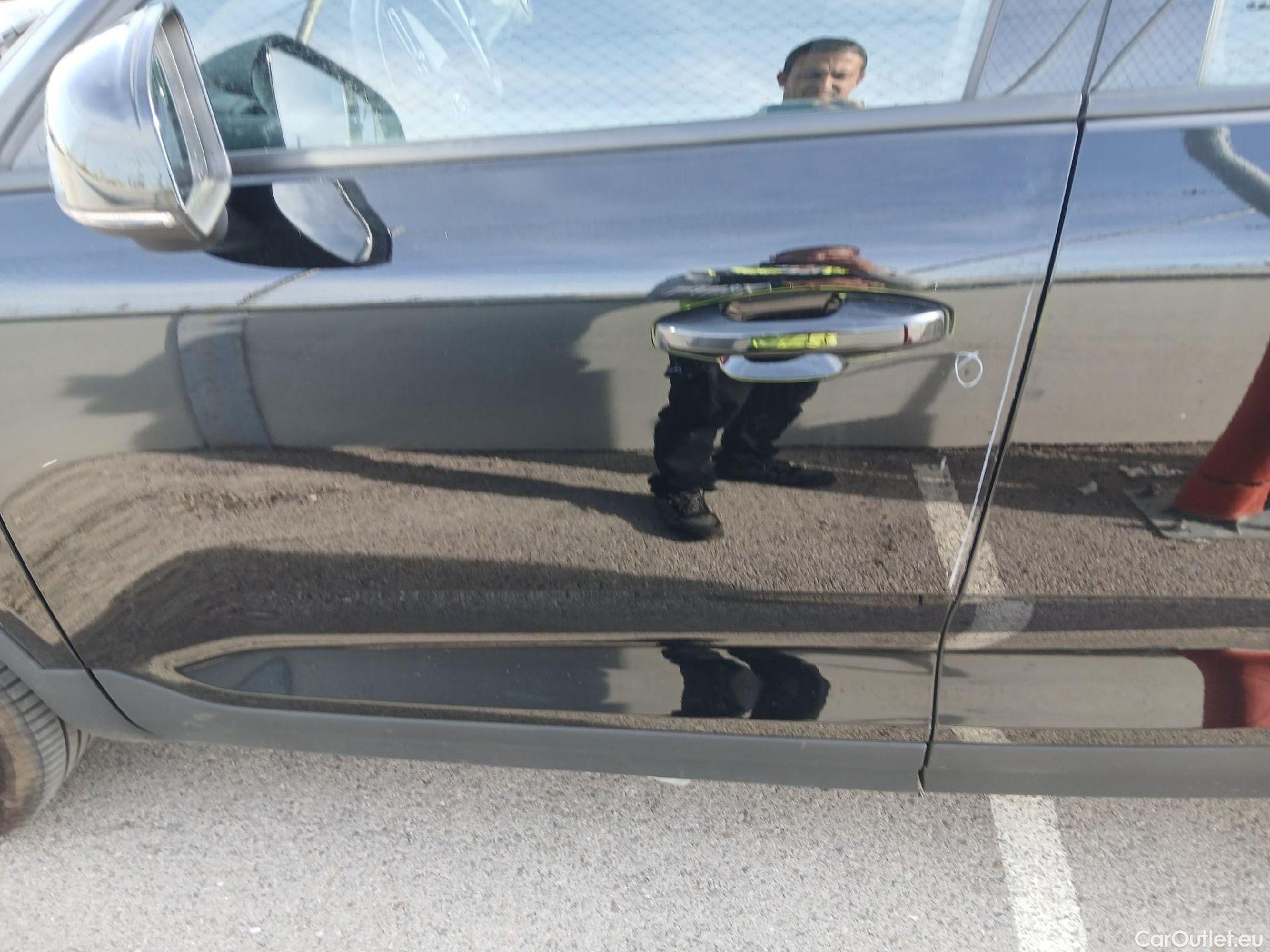  Volvo  XC 40 VOLVO XC40 / 2017 / 5P / todoterreno 1.5 T2 Momentum Core #17