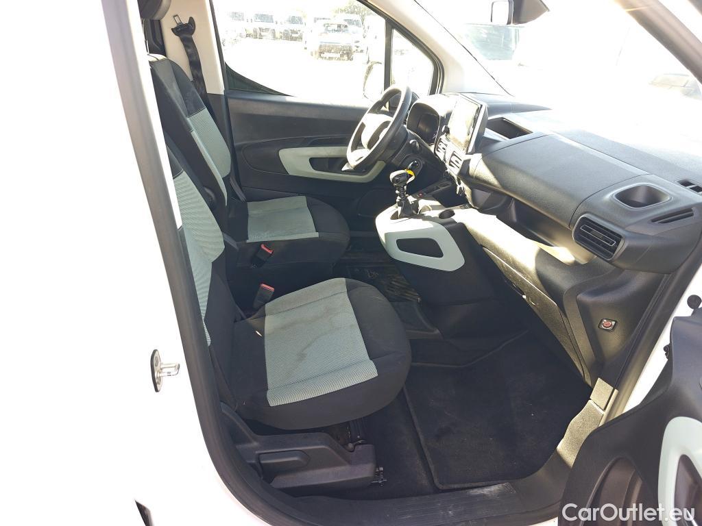 Citroen  Berlingo CITROEN  / 2018 / 5P / monovolumen compacto Talla M BlueHDi 100 S&S FEEL #6