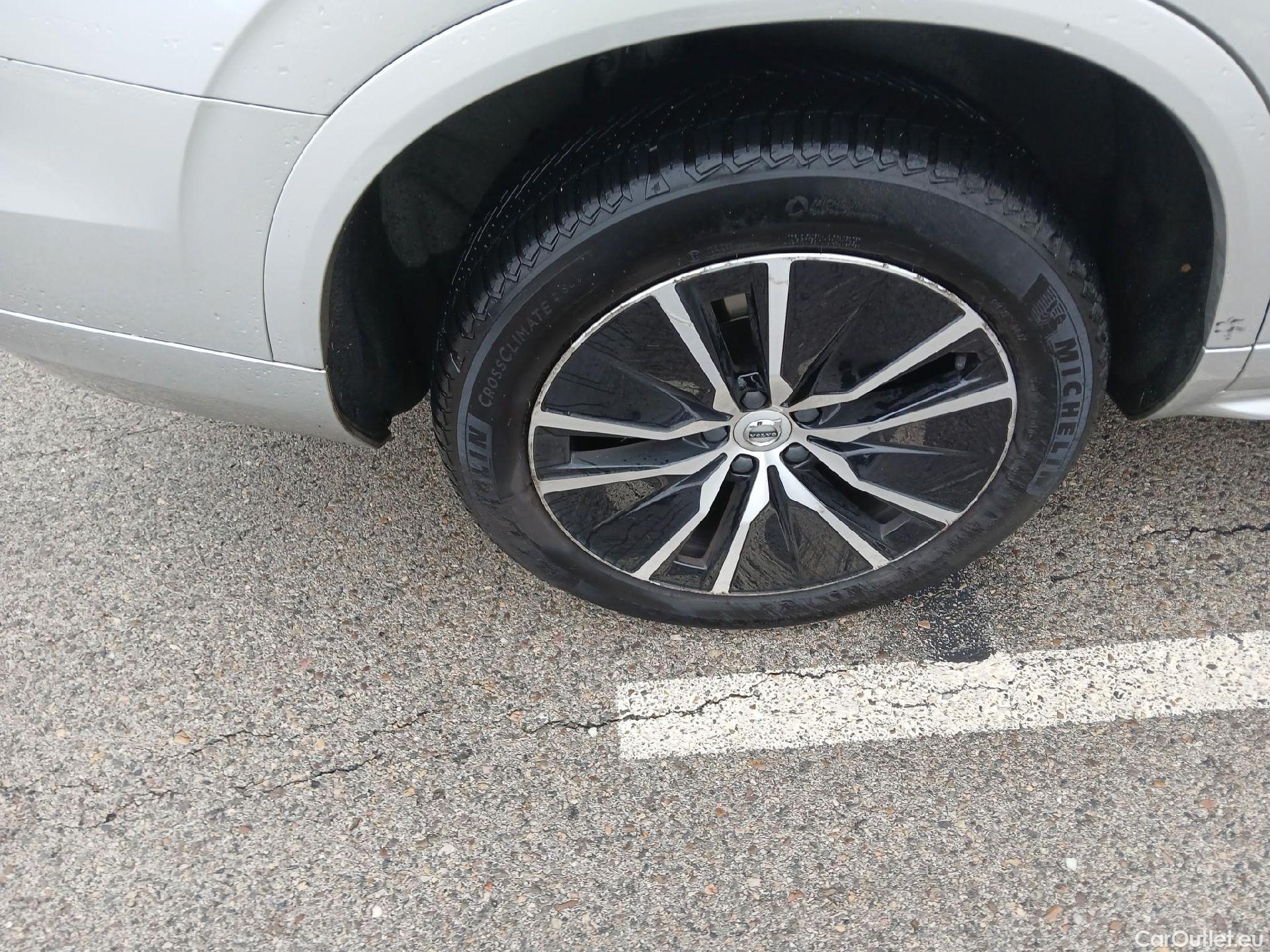 Volvo  XC90 VOLVO  / 2019 / 5P / todoterreno 2.0 B5 D AWD Momentum Pro Auto #8