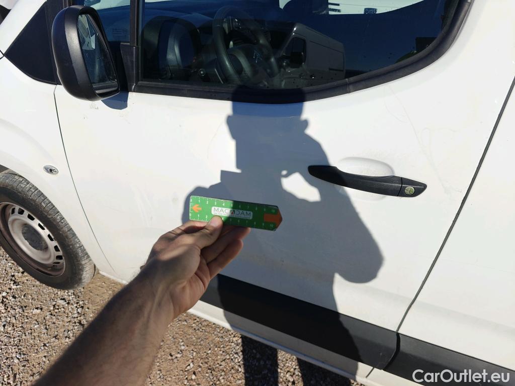 Citroen  Berlingo CITROEN  / 2018 / 3P / furgón derivado de turismo Talla M BlueHDi 100 CONTROL #38