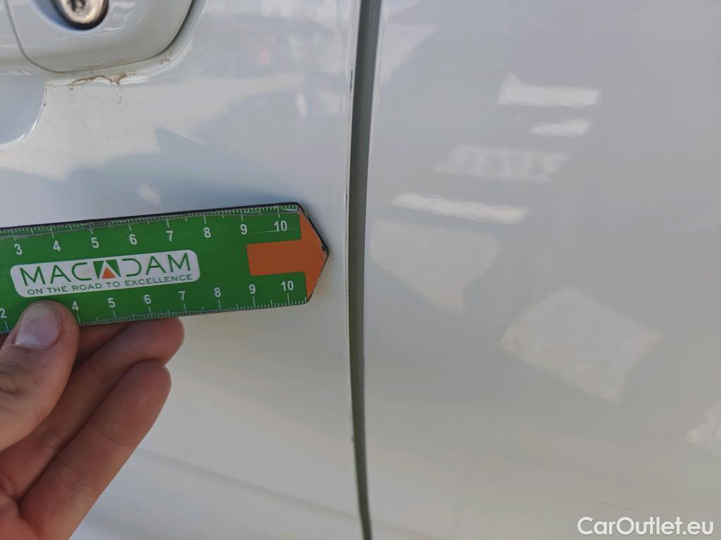 Citroen  C3  Feel 1.2 PureTech 80CV MT5 E6d #2