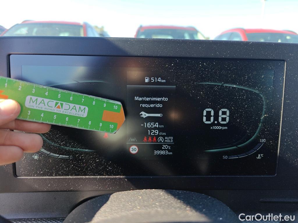  KIA  Sportage KIA  / 2022 / 5P / todoterreno 1.6 T-GDi 110kW (150CV) Concept 4x2 #83