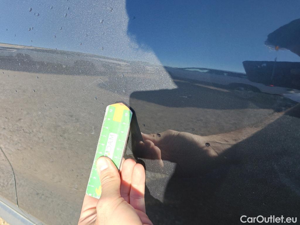  Hyundai  Santa Fe HYUNDAI  / 2018 / 5P / todoterreno 2.2 CRDi Tecno Auto 4x2 SR #15