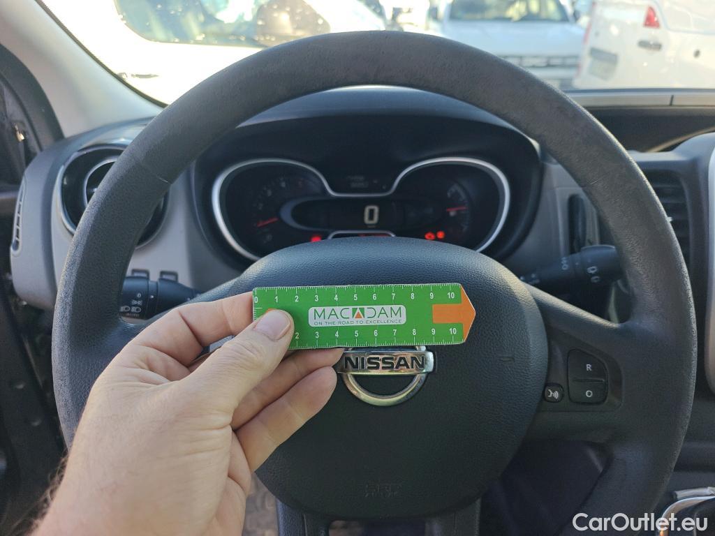  Nissan  NV300 NISSAN  / 2016 / 4P / combi Combi 9 1.6dCi 88 kW L1H1 1T LUXURY #34