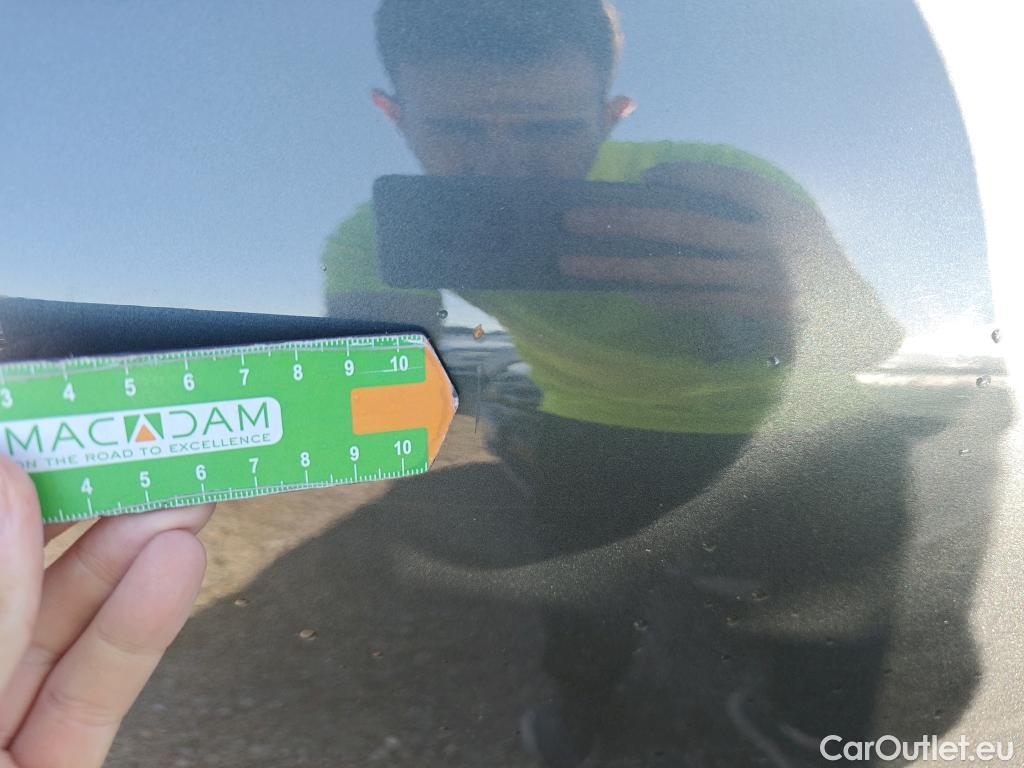  Hyundai  Santa Fe HYUNDAI  / 2018 / 5P / todoterreno 2.2 CRDi Tecno Auto 4x2 SR #13