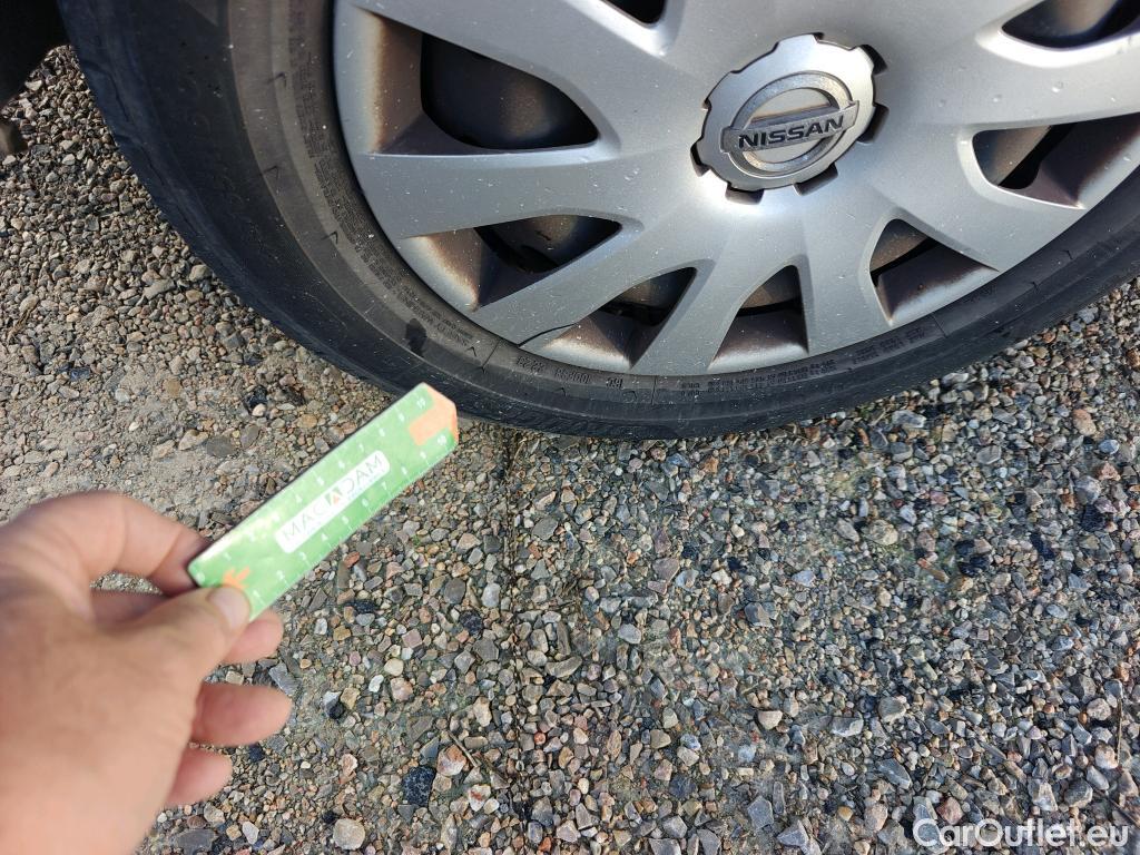  Nissan  NV300 NISSAN  / 2016 / 4P / combi Combi 9 1.6dCi 88 kW L1H1 1T LUXURY #43