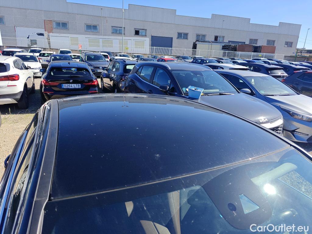 Mercedes  A-Klasse MERCEDES-BENZ Clase A / 2018 / 4P / sedán Sedán A 250 e #17