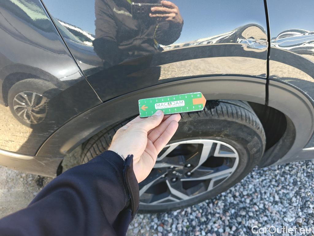  KIA  Sportage KIA  / 2022 / 5P / todoterreno 1.6 T-GDi 110kW (150CV) Concept 4x2 #63