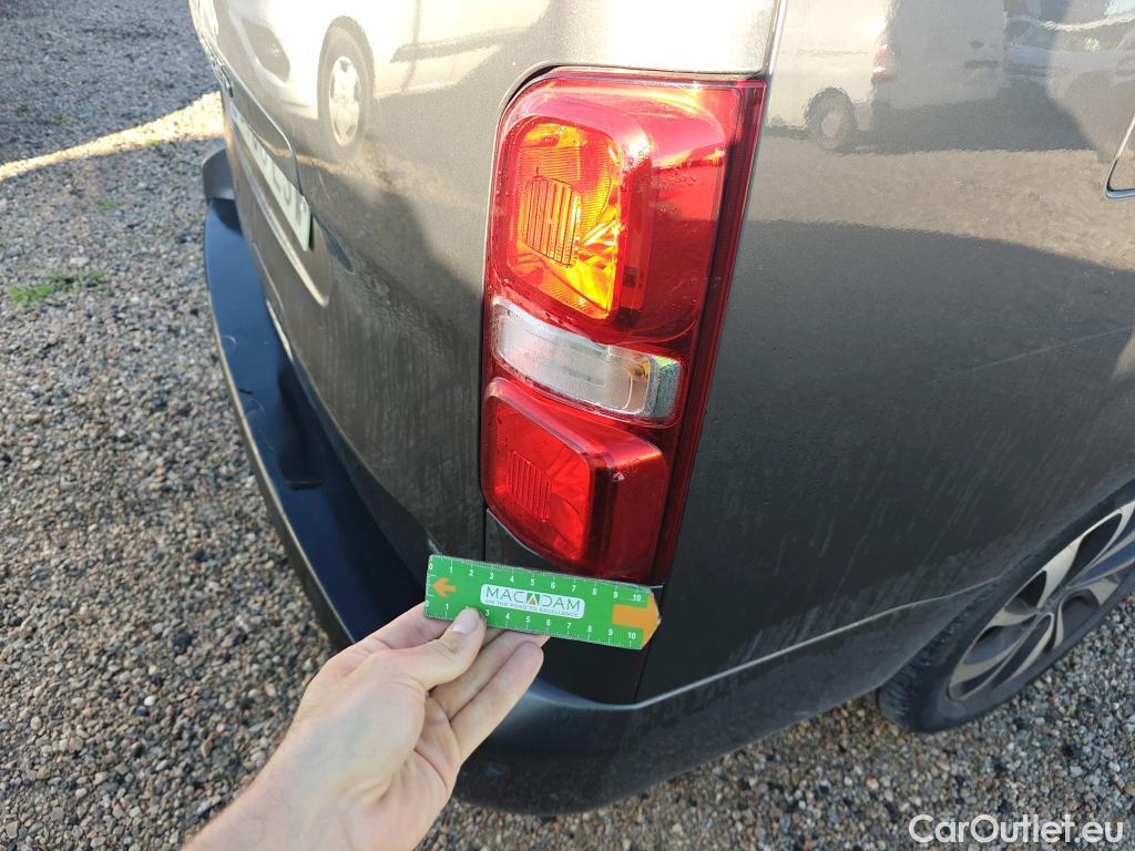  Citroen  C4 Picasso CITROEN Spacetourer / 2016 / 5P / monovolumen Talla XL BlueHDi 131KW EAT8 Business Lou #31