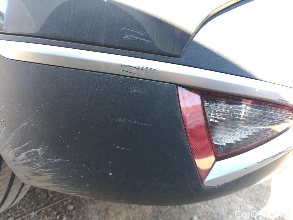  KIA  Sportage KIA  / 2022 / 5P / todoterreno 1.6 T-GDi 110kW (150CV) Concept 4x2 #53