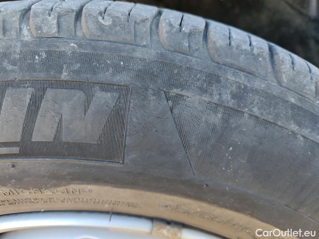  Peugeot  RIFTER PEUGEOT  / 2018 / 5P / combi Active Pack Business Std. BlueHDi 100 #19