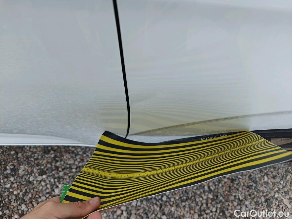  Hyundai  i10 HYUNDAI  / 2020 / 5P / berlina con portón 1.0 Klass  #8