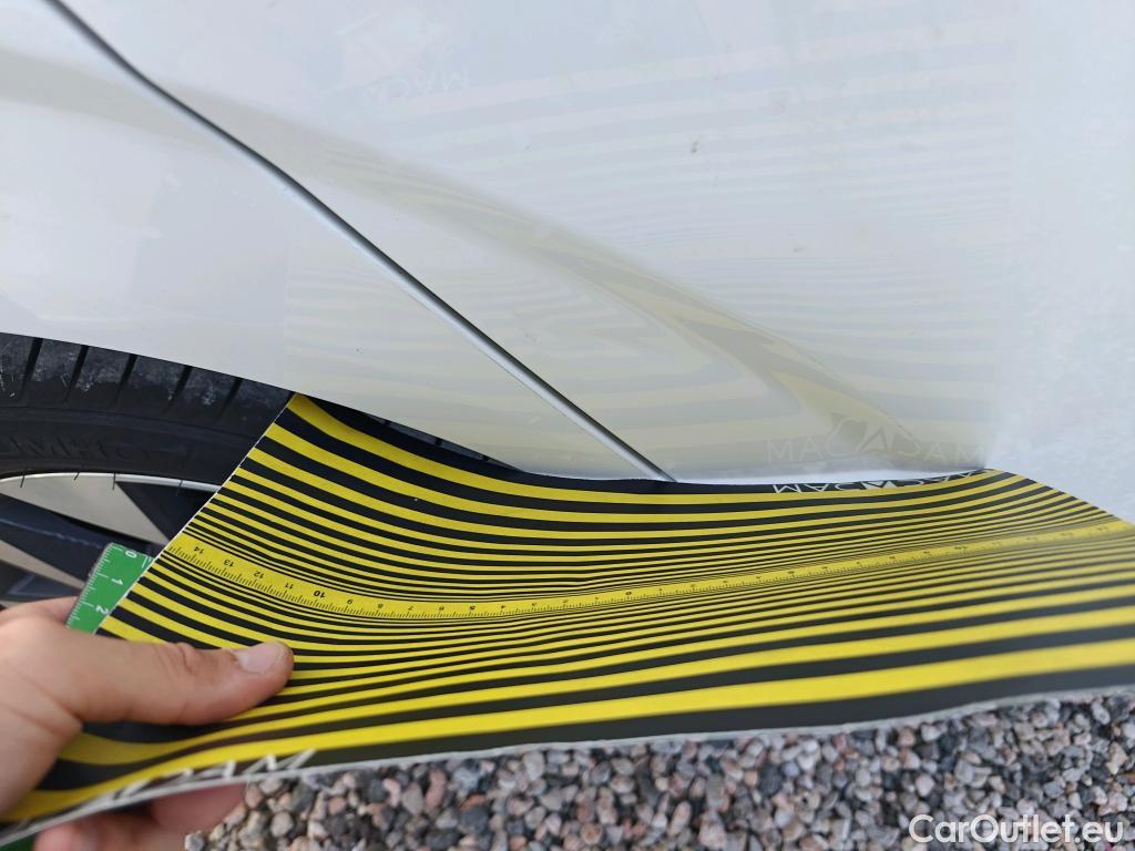  Hyundai  i10 HYUNDAI  / 2020 / 5P / berlina con portón 1.0 Klass  #10