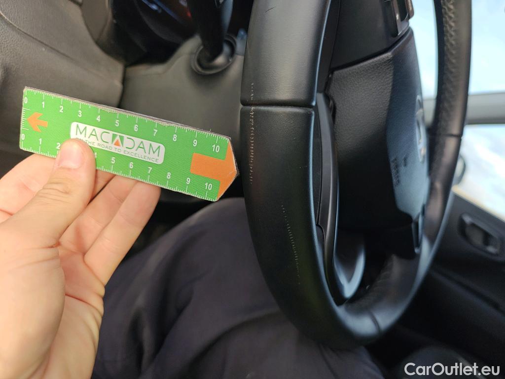  Hyundai  i10 HYUNDAI  / 2020 / 5P / berlina con portón 1.0 Klass  #22