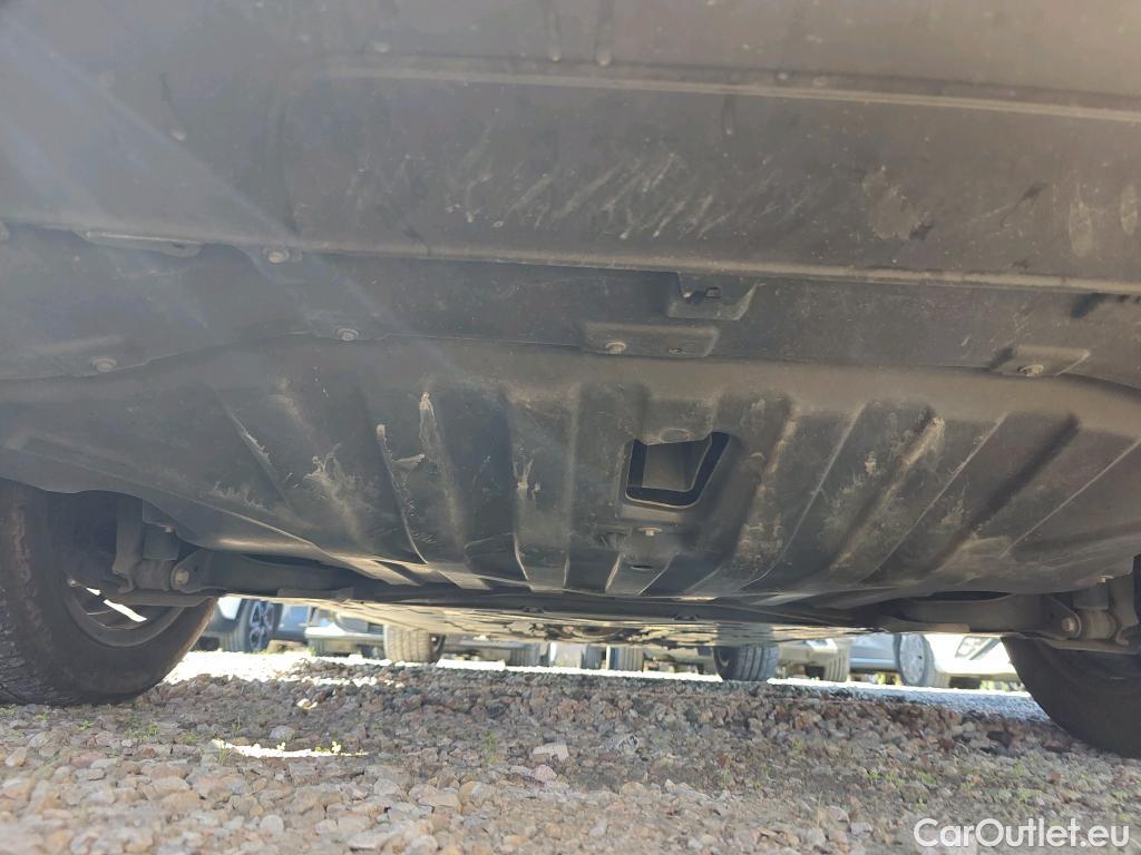 Mercedes  A-Klasse MERCEDES-BENZ Clase A / 2018 / 4P / sedán Sedán A 250 e #11