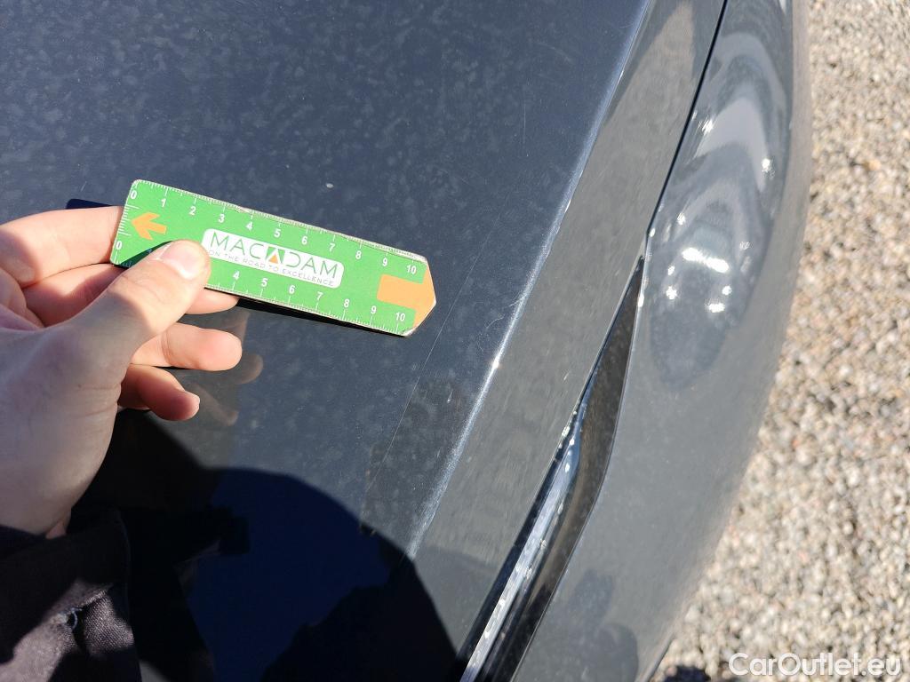  KIA  Sportage KIA  / 2022 / 5P / todoterreno 1.6 T-GDi 110kW (150CV) Concept 4x2 #72