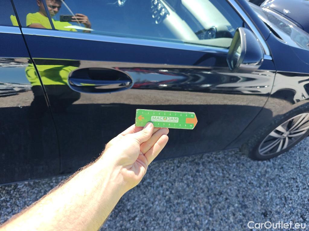 Mercedes  A-Klasse MERCEDES-BENZ Clase A / 2018 / 4P / sedán Sedán A 250 e #15