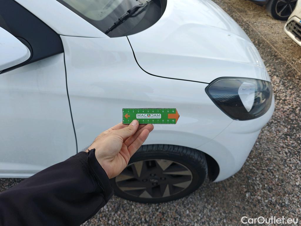  Hyundai  i10 HYUNDAI  / 2020 / 5P / berlina con portón 1.0 Klass  #7