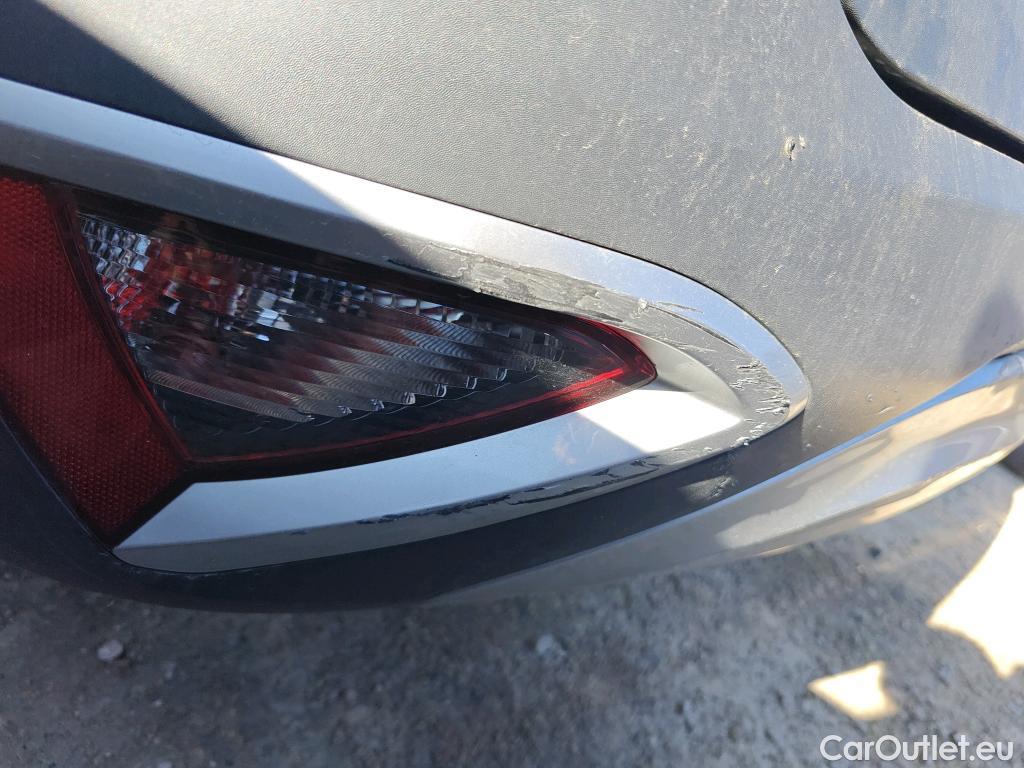  KIA  Sportage KIA  / 2022 / 5P / todoterreno 1.6 T-GDi 110kW (150CV) Concept 4x2 #60