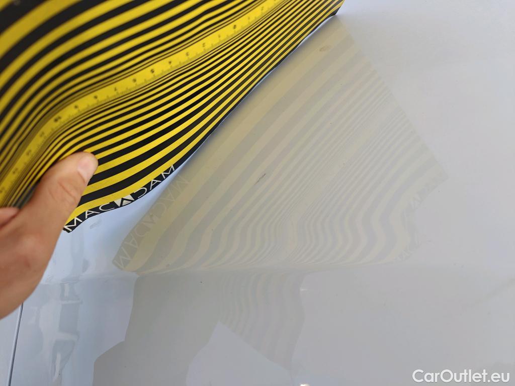  Hyundai  i10 HYUNDAI  / 2020 / 5P / berlina con portón 1.0 Klass  #13